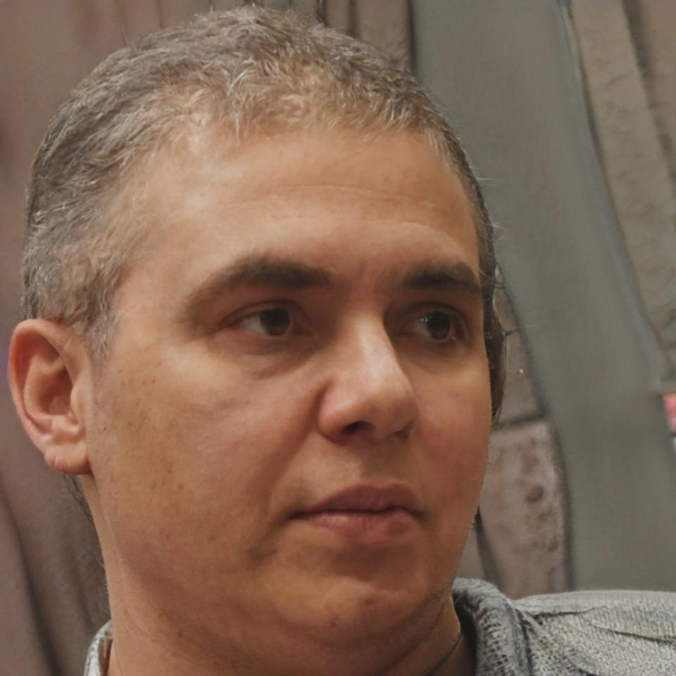 Porträt von Tobias Lindemann